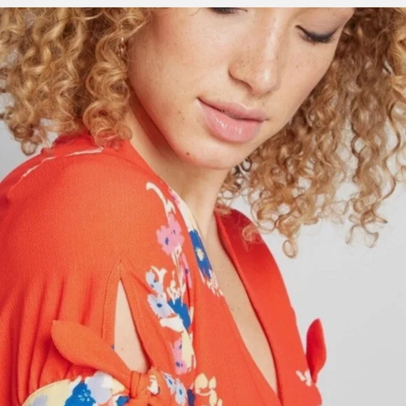 ModCloth Floral Short Sleeve Blouse - Picture 2 of 2